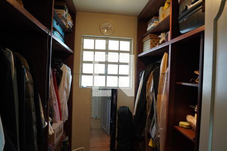 Casa à venda com 278m², 3 quartos e 3 vagasSuite 3