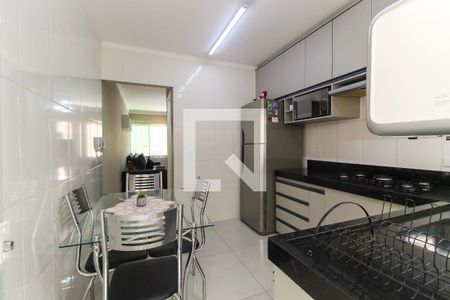 Casa de condomínio à venda com 65m², 2 quartos e 1 vaga Casa de condomínio à venda com 65m², 2 quartos e 1 vagaCozinha