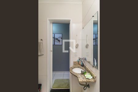 Casa de condomínio à venda com 65m², 2 quartos e 1 vaga Casa de condomínio à venda com 65m², 2 quartos e 1 vagaBanheiro