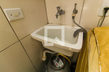 Casa de condomínio à venda com 65m², 2 quartos e 1 vaga Casa de condomínio à venda com 65m², 2 quartos e 1 vagaÁrea de Serviço