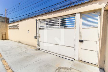 Casa de condomínio à venda com 65m², 2 quartos e 1 vaga Casa de condomínio à venda com 65m², 2 quartos e 1 vagaÁrea Externa