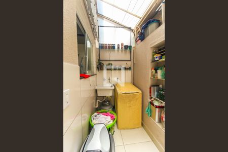 Casa de condomínio à venda com 65m², 2 quartos e 1 vaga Casa de condomínio à venda com 65m², 2 quartos e 1 vagaÁrea de Serviço