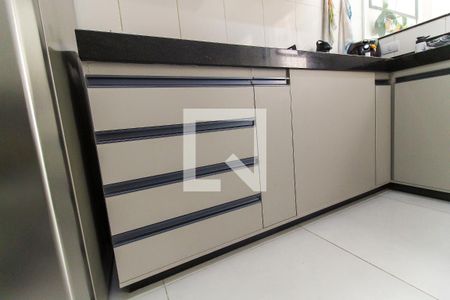 Casa de condomínio à venda com 65m², 2 quartos e 1 vaga Casa de condomínio à venda com 65m², 2 quartos e 1 vagaCozinha