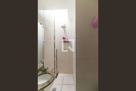 Casa de condomínio à venda com 65m², 2 quartos e 1 vaga Casa de condomínio à venda com 65m², 2 quartos e 1 vagaBanheiro