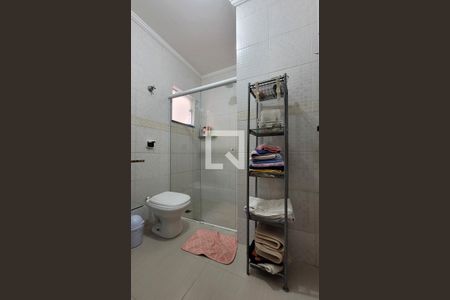 Casa à venda com 110m², 3 quartos e 2 vagasBanheiro