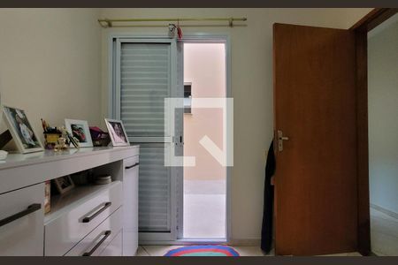 Casa à venda com 110m², 3 quartos e 2 vagasQuarto 2