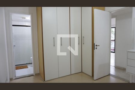 Apartamento à venda com 95m², 4 quartos e 1 vaga Suíte