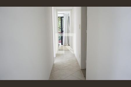 Apartamento à venda com 95m², 4 quartos e 1 vagaCorredor Quarto
