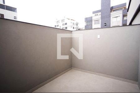 Apartamento à venda com 85m², 3 quartos e 2 vagas Apartamento à venda com 85m², 3 quartos e 2 vagasVaranda da Sala