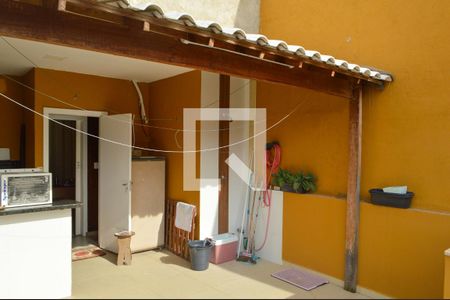 Casa de condomínio à venda com 21m², 3 quartos e 3 vagas Casa de condomínio à venda com 21m², 3 quartos e 3 vagasTerraço Gourmet