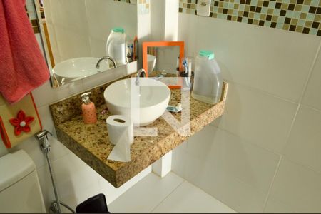 Casa de condomínio à venda com 21m², 3 quartos e 3 vagas Casa de condomínio à venda com 21m², 3 quartos e 3 vagasBanheiro da Suíte 3