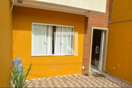Casa de condomínio à venda com 21m², 3 quartos e 3 vagas Casa de condomínio à venda com 21m², 3 quartos e 3 vagasGaragem