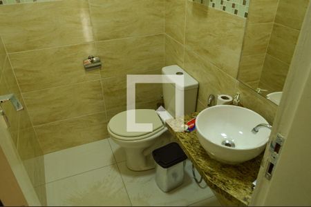 Casa de condomínio à venda com 21m², 3 quartos e 3 vagas Casa de condomínio à venda com 21m², 3 quartos e 3 vagasLavabo