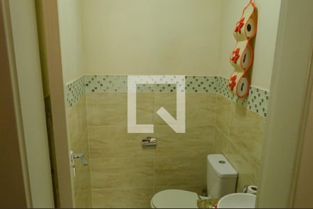 Casa de condomínio à venda com 21m², 3 quartos e 3 vagas Casa de condomínio à venda com 21m², 3 quartos e 3 vagasLavabo