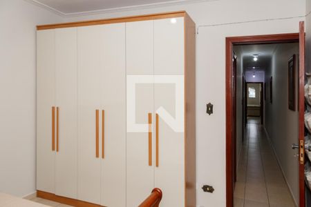 Casa à venda com 262m², 4 quartos e 5 vagas Casa à venda com 262m², 4 quartos e 5 vagasQuarto 3