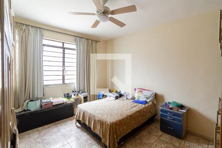 Casa à venda com 215m², 3 quartos e 3 vagas Casa à venda com 215m², 3 quartos e 3 vagasSuite