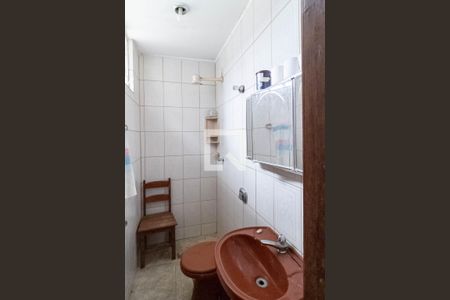 Casa à venda com 215m², 3 quartos e 3 vagas Casa à venda com 215m², 3 quartos e 3 vagasÁrea de serviço