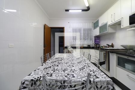 Casa à venda com 88m², 2 quartos e 2 vagasCozinha