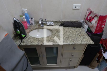 Casa à venda com 88m², 2 quartos e 2 vagasBanheiro da Suíte 2