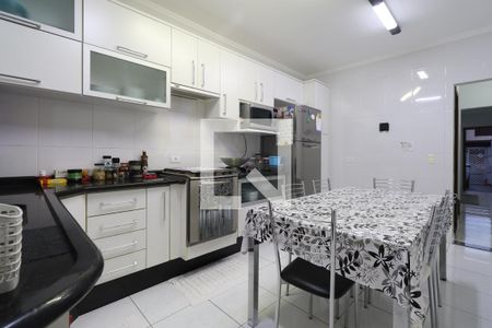 Casa à venda com 88m², 2 quartos e 2 vagasCozinha
