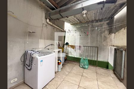 Casa à venda com 127m², 4 quartos e 1 vaga Casa à venda com 127m², 4 quartos e 1 vagaÁrea de serviço 2