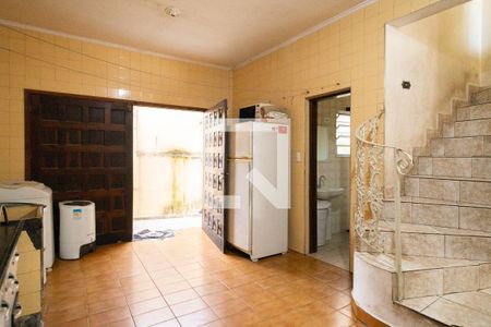 Casa à venda com 255m², 3 quartos e 3 vagas Casa à venda com 255m², 3 quartos e 3 vagasCozinha 2