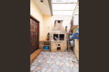 Casa à venda com 255m², 3 quartos e 3 vagas Casa à venda com 255m², 3 quartos e 3 vagasÁrea - Churrasqueira