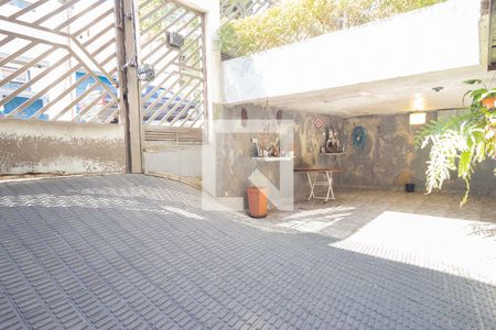 Casa à venda com 255m², 3 quartos e 3 vagas Casa à venda com 255m², 3 quartos e 3 vagasGaragem