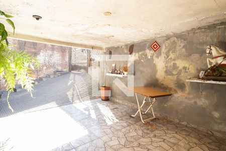 Casa à venda com 255m², 3 quartos e 3 vagas Casa à venda com 255m², 3 quartos e 3 vagasGaragem