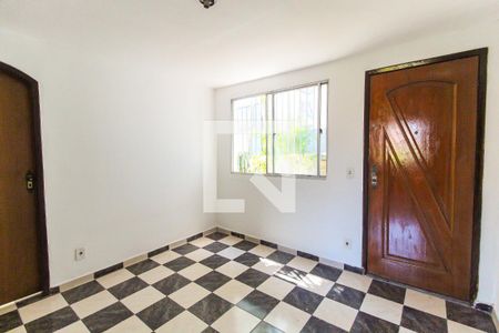 Sala de apartamento para alugar com 2 quartos, 48m² em Itaquera, São Paulo