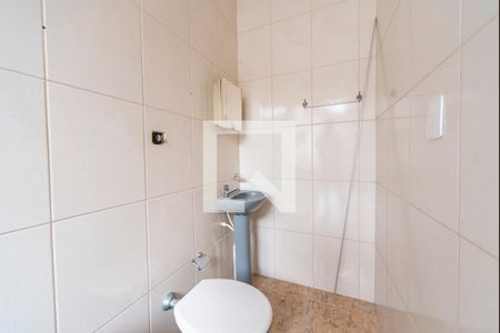 Casa à venda com 380m², 3 quartos e 6 vagas Casa à venda com 380m², 3 quartos e 6 vagasBanheiro da Área Gourmet