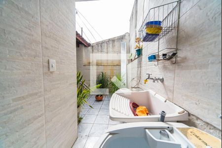 Casa à venda com 380m², 3 quartos e 6 vagas Casa à venda com 380m², 3 quartos e 6 vagasÁrea de Serviço2