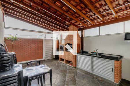 Apartamento à venda com 112m², 2 quartos e 2 vagas Apartamento à venda com 112m², 2 quartos e 2 vagasÁrea comum - Churrasqueira