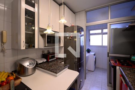 Apartamento à venda com 112m², 2 quartos e 2 vagas Apartamento à venda com 112m², 2 quartos e 2 vagasCozinha