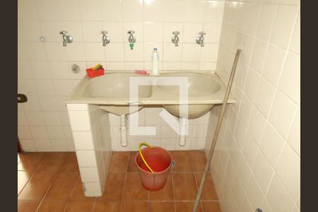 Casa à venda com 302m², 4 quartos e 4 vagasLavanderia - Tanque