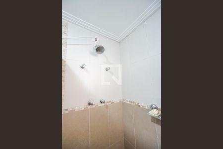 Apartamento à venda com 150m², 3 quartos e 2 vagas Apartamento à venda com 150m², 3 quartos e 2 vagasChuveiro