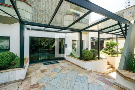 Apartamento à venda com 150m², 3 quartos e 2 vagas Apartamento à venda com 150m², 3 quartos e 2 vagasEntrada