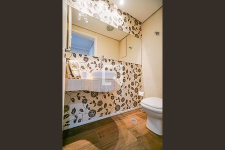 Apartamento à venda com 150m², 3 quartos e 2 vagas Apartamento à venda com 150m², 3 quartos e 2 vagasLavabo