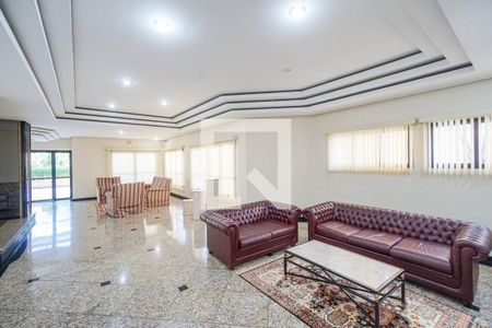 Apartamento à venda com 150m², 3 quartos e 2 vagas Apartamento à venda com 150m², 3 quartos e 2 vagasHall social