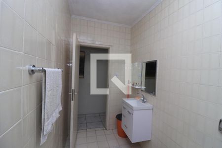 Casa à venda com 155m², 3 quartos e 2 vagasBanheiro