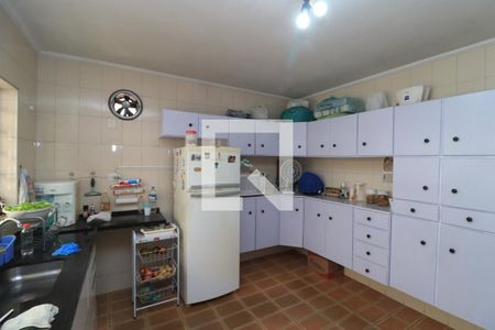 Casa à venda com 155m², 3 quartos e 2 vagasCozinha