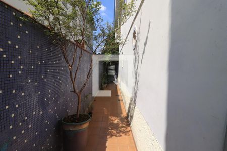 Casa à venda com 155m², 3 quartos e 2 vagasCorredor