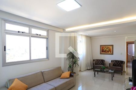Sala de apartamento para alugar com 3 quartos, 110m² em União, Belo Horizonte