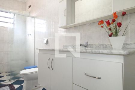 Casa à venda com 202m², 4 quartos e 5 vagasBanheiro 