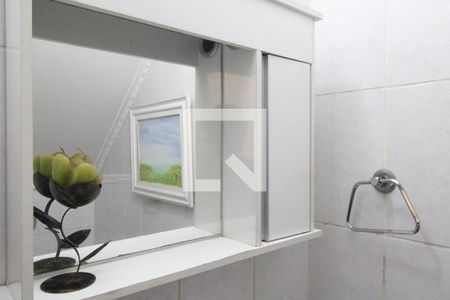 Casa à venda com 202m², 4 quartos e 5 vagasLavabo