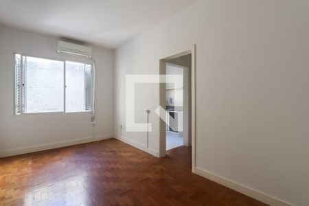 Sala/Quarto de kitnet/studio para alugar com 1 quarto, 27m² em Floresta, Porto Alegre