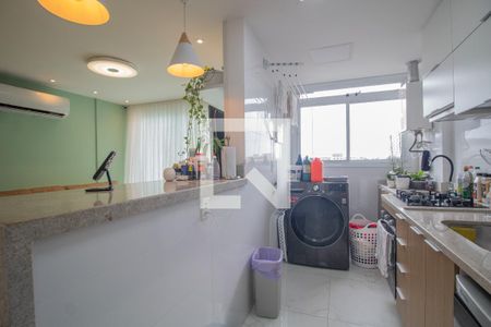Apartamento à venda com 160m², 5 quartos e 2 vagas Apartamento à venda com 160m², 5 quartos e 2 vagasCozinha e Área de Serviço