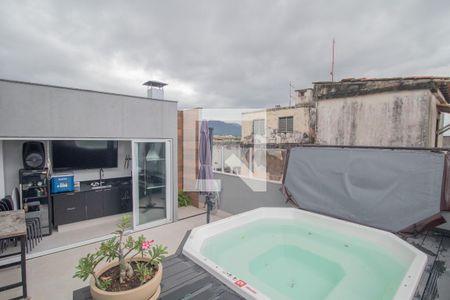 Apartamento à venda com 160m², 5 quartos e 2 vagas Apartamento à venda com 160m², 5 quartos e 2 vagasPiscina