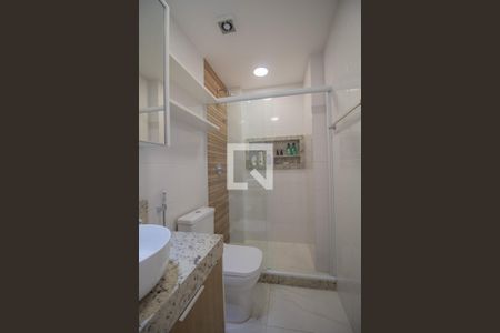 Apartamento à venda com 160m², 5 quartos e 2 vagas Apartamento à venda com 160m², 5 quartos e 2 vagasBanheiro 2