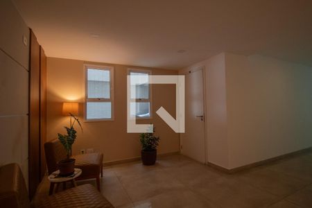 Apartamento à venda com 160m², 5 quartos e 2 vagas Apartamento à venda com 160m², 5 quartos e 2 vagasHall